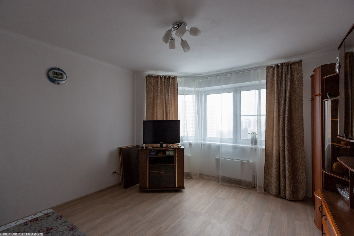 В Москве началось заселение нового дома, построенного по программе реновации