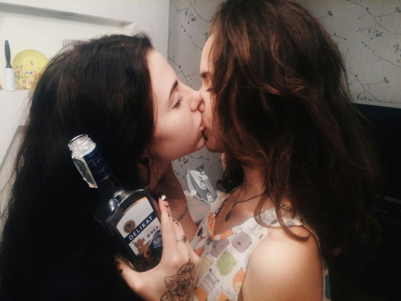 Молодёжные пьянки и вечеринки