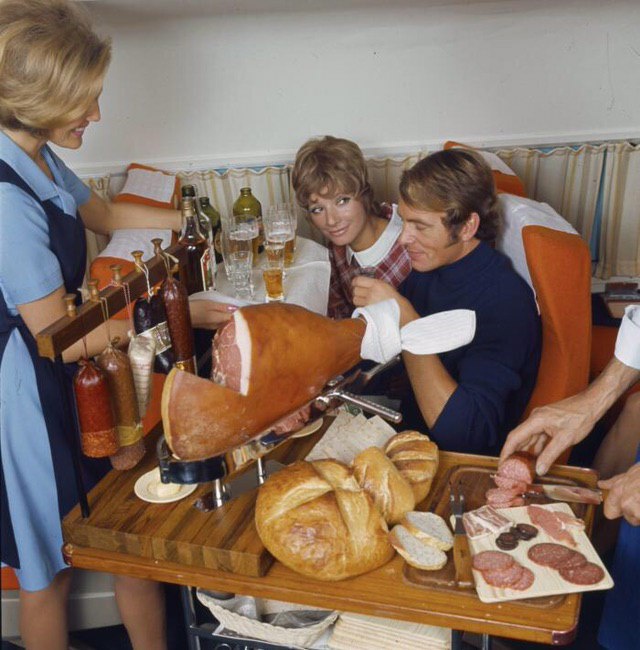 Архивные фотографии и моменты из прошлого