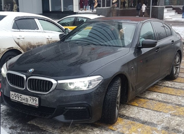 Любишь парковаться в неположенном месте - люби и штрафы платить