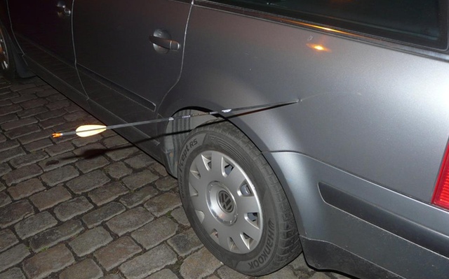 Немецкий спецназ задержал буйного "эльфа"