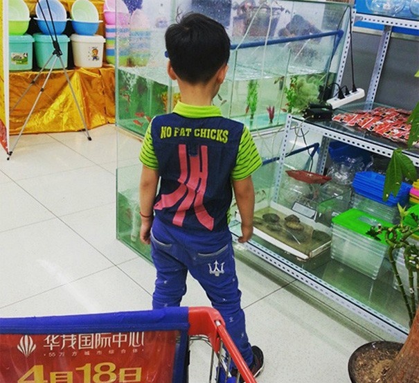 Смешная китайская мода и надписи на одежде