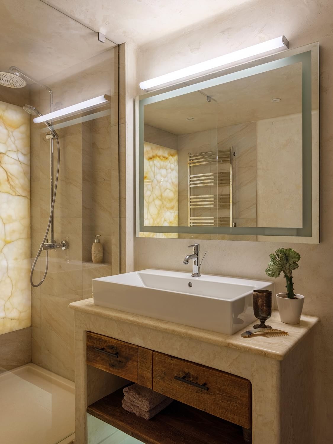 Двухуровневая квартира в индустриальном здании Москвы Двухуровневая квартира в индустриальном здании Москвы