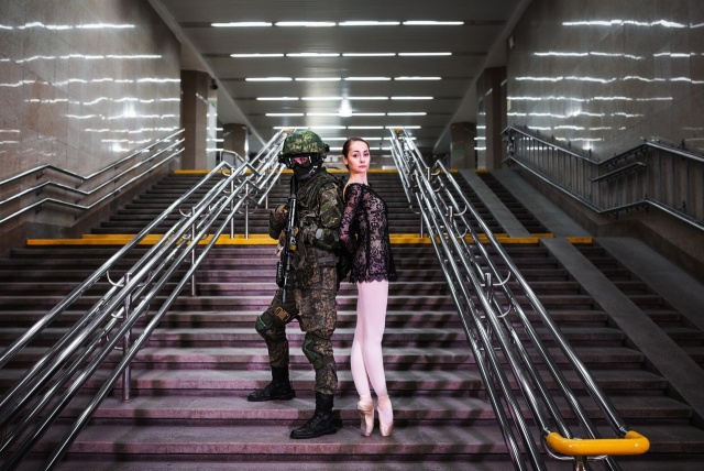 Военные ЦВО поздравили женщин с наступающим 8 Марта