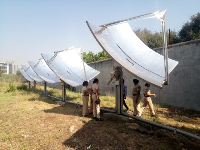 Солнечная паровая кухня в индийской тюрьме