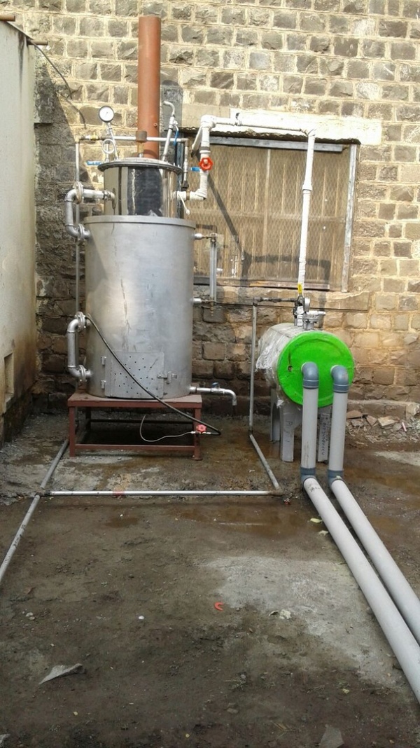 Солнечная паровая кухня в индийской тюрьме