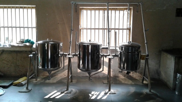 Солнечная паровая кухня в индийской тюрьме