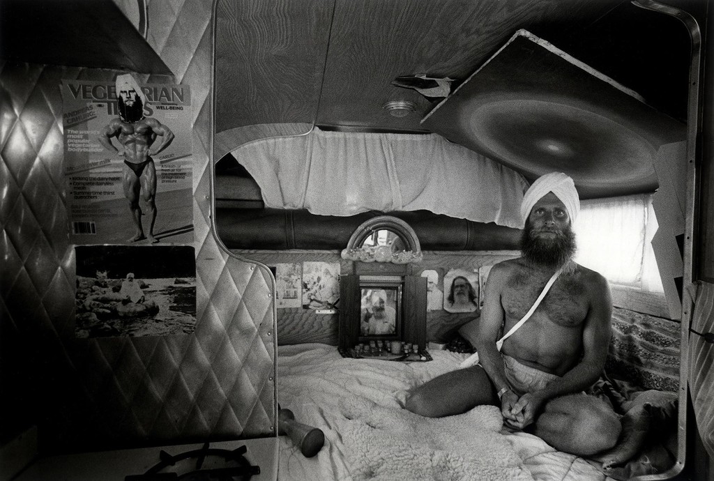 Легендарный пляж Венис-Бич в фотографиях Клаудио Эдингера