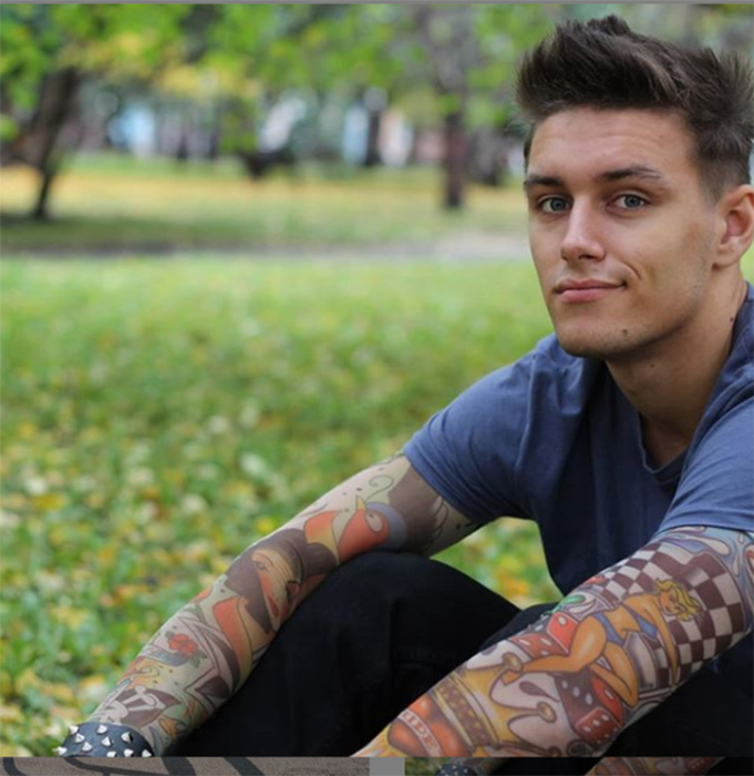 Как выглядит самый красивый учитель России