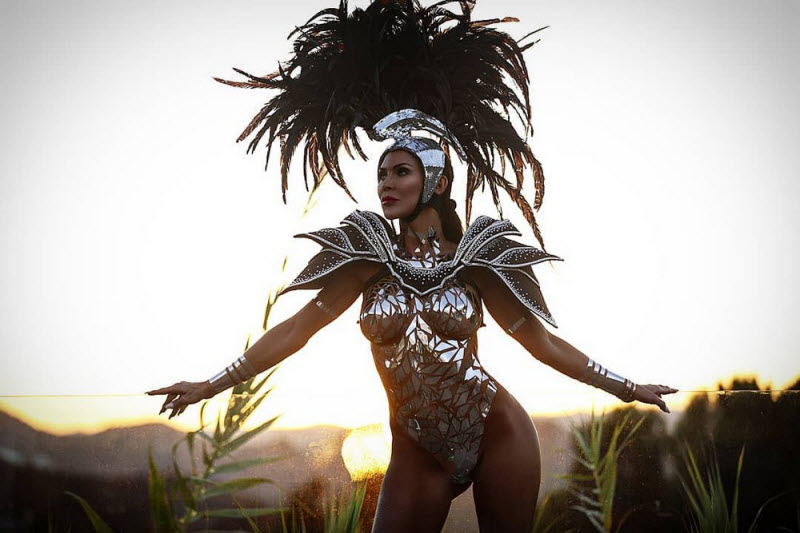 Купальники из изоленты актуальны и в 2019 году