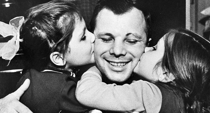 9 марта, исполнилось бы 85 лет первому нашему космонавту