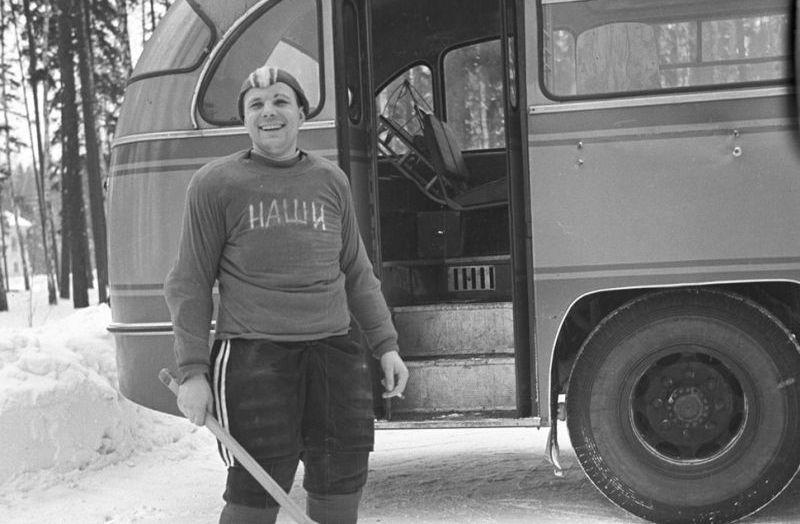 9 марта, исполнилось бы 85 лет первому нашему космонавту