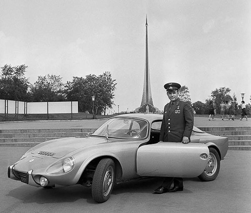 9 марта, исполнилось бы 85 лет первому нашему космонавту
