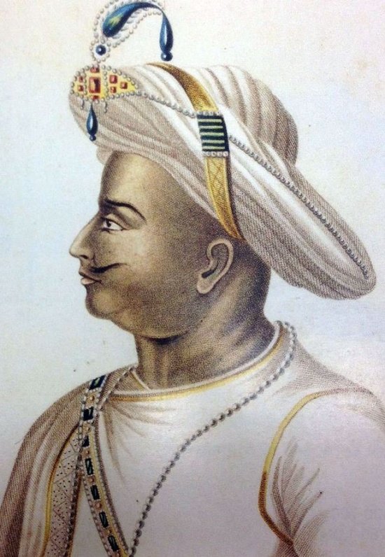 Семья британцев среди хлама на чердаке нашла бесценные реликвии