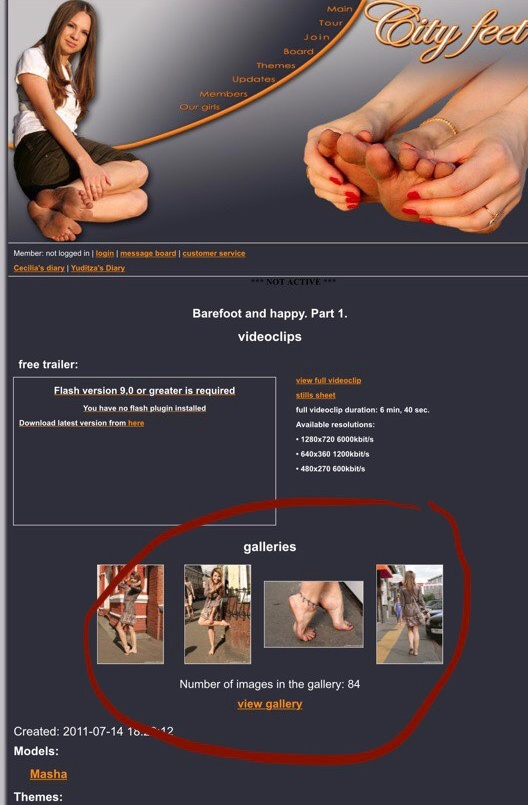 В сеть попали фетиш-снимки Маши Вэй, которая "сидела на лице"