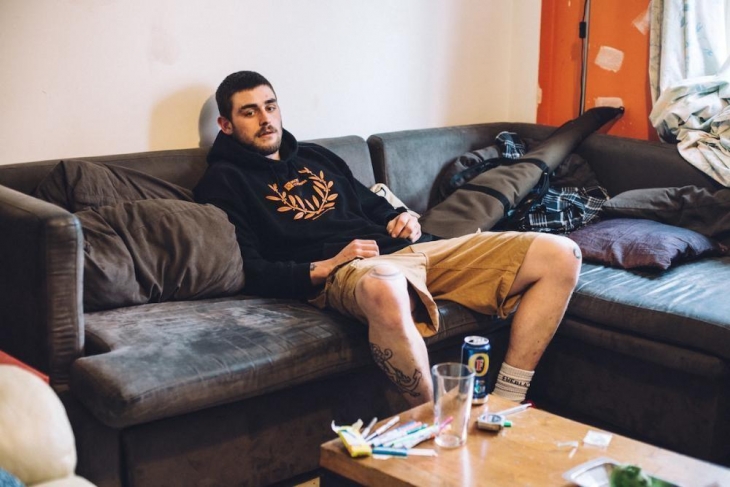 Как живут холостяки в разных странах мира