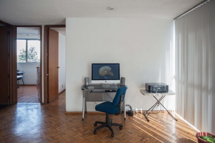 Как живут холостяки в разных странах мира