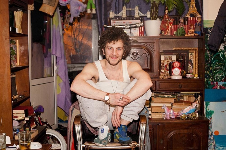 Как живут холостяки в разных странах мира