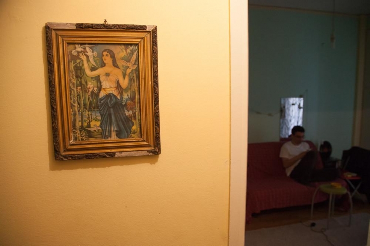 Как живут холостяки в разных странах мира