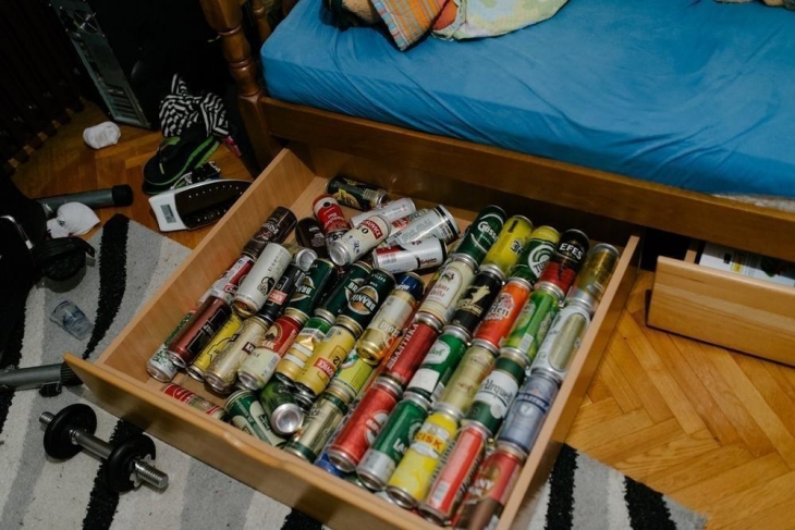 Как живут холостяки в разных странах мира