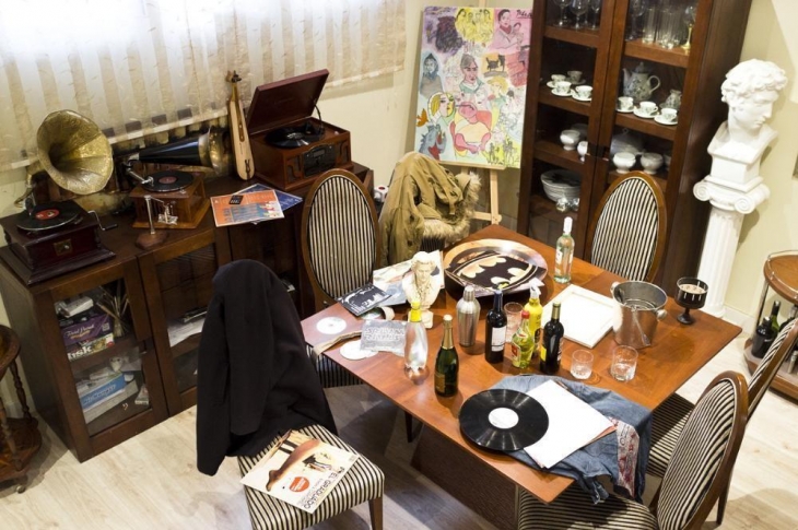 Как живут холостяки в разных странах мира