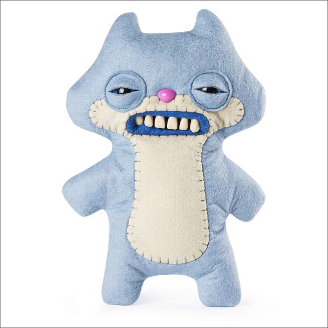 Мягкие игрушки-монстры с человеческими зубами