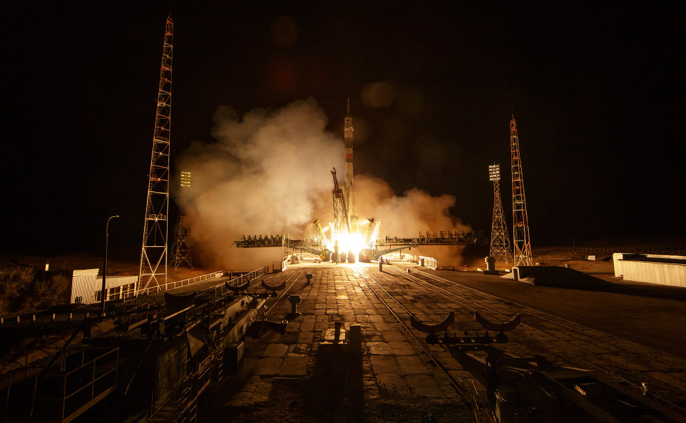 Старт «Союза МС-12» Старт «Союза МС-12»