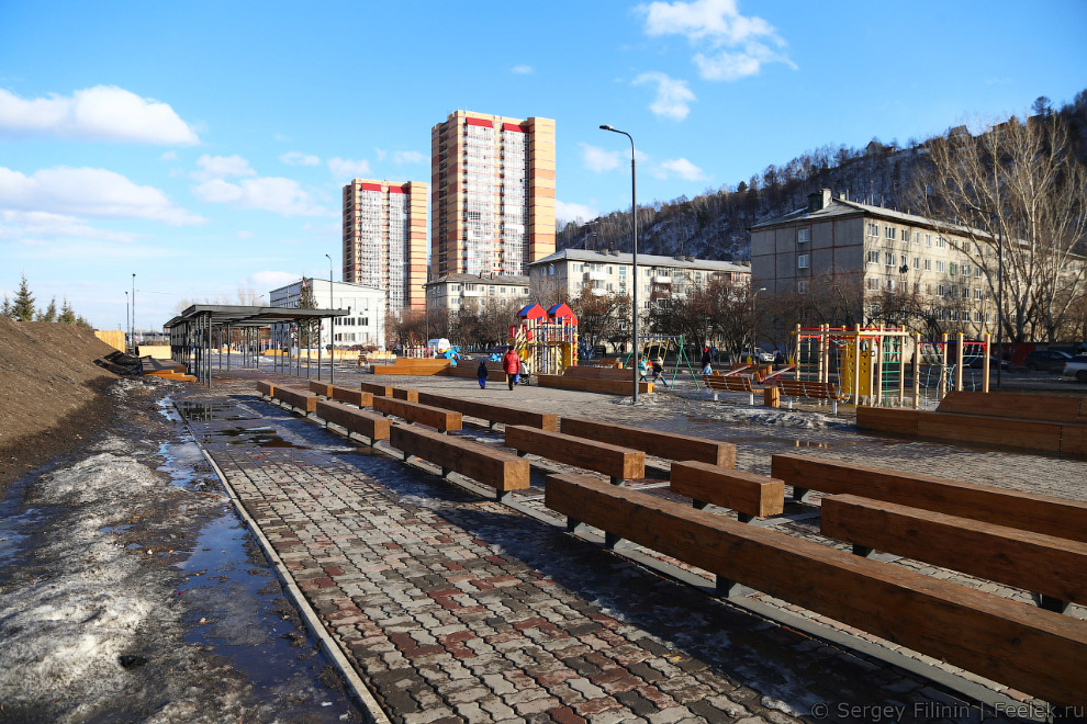 Новый сквер в Красноярске пришел в негодность