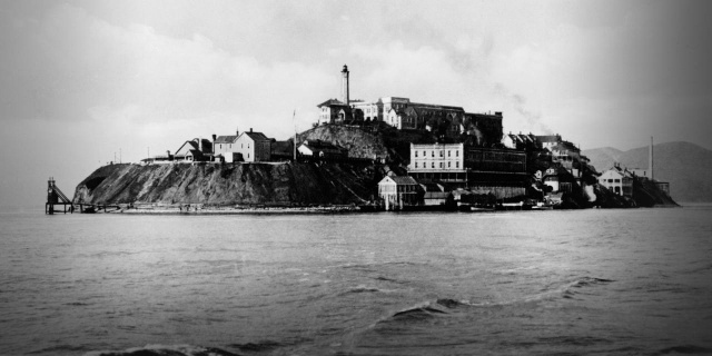 Атмосферные фотографии, сделанные в тюрьме Алькатрас