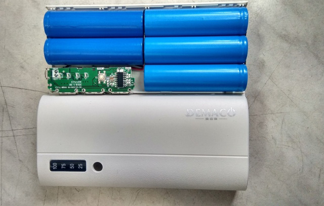 Получил новый Power Bank из Китая