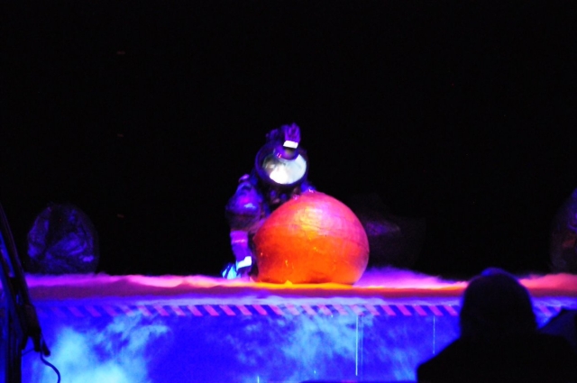 Американские школьники поставили спектакль по фильму "Чужой"