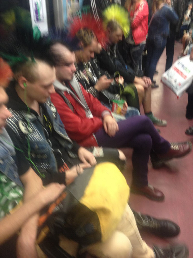 Модники из российского метрополитена