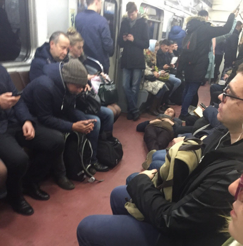 Модники из российского метрополитена