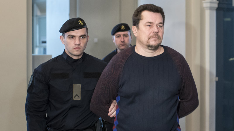 Житель Литвы обманул Google и Facebook