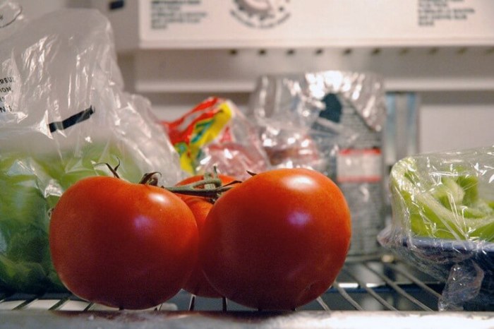 Продукты питания, которые нужно немедленно вытащить из холодильника Продукты питания, которые нужно немедленно вытащить из холодильника