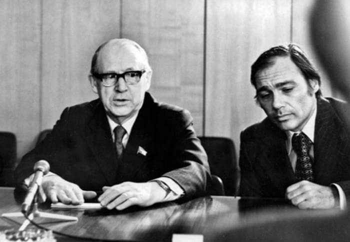 Владимиру Познеру сегодня исполняется 85 лет