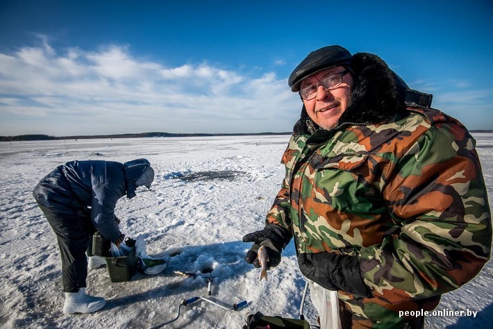 Подледная ловля на Минском море Подледная ловля на Минском море