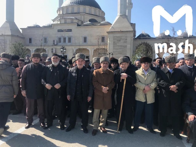 Обряд примирения кровников в Чечне, которые враждовали более 20 лет