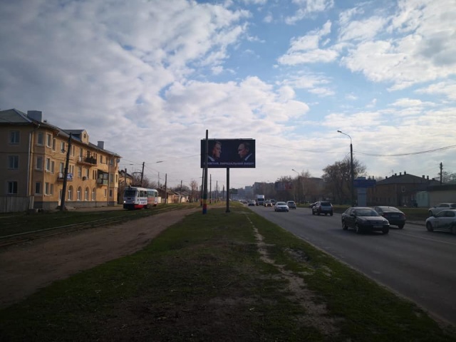 В Харькове развесили плакаты с Петром Порошенко и Владимиром Путиным
