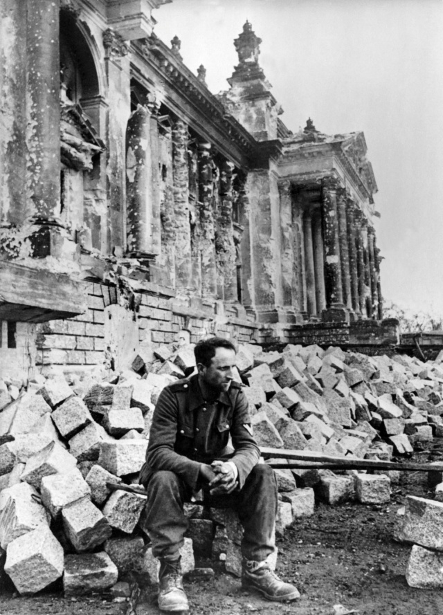 Разрушенный Берлин: фотографии 1945 года