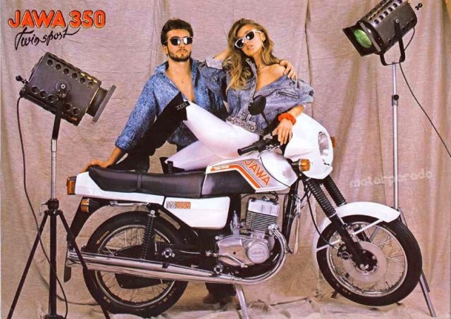 Новенькая Jawa 350/638, которая простояла в квартире 30 лет