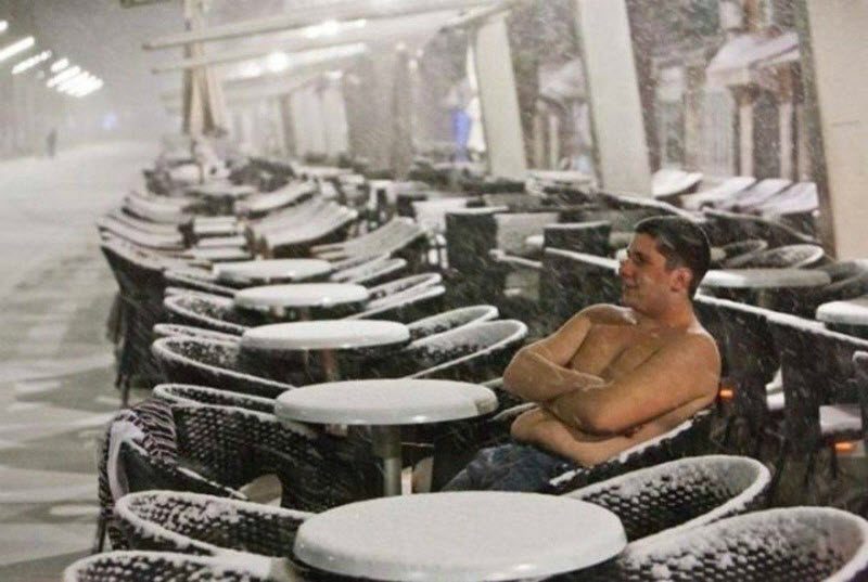 17 личностей, которые сохраняют спокойствие даже в самых странных ситуациях