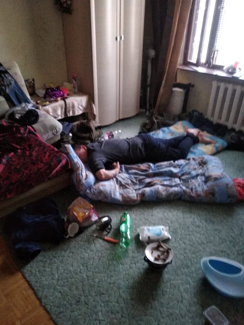Забавы молодых: пьянки, гулянки, вписки