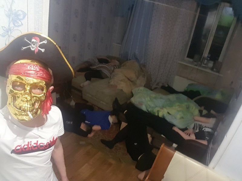 Забавы молодых: пьянки, гулянки, вписки