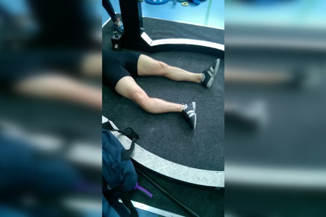 На чемпионате Евразии по пауэрлифтингу спортсмен Ярослав Радашкевич получил жуткую травму