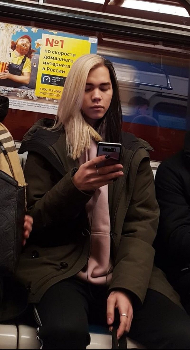 Модники из российского метрополитена
