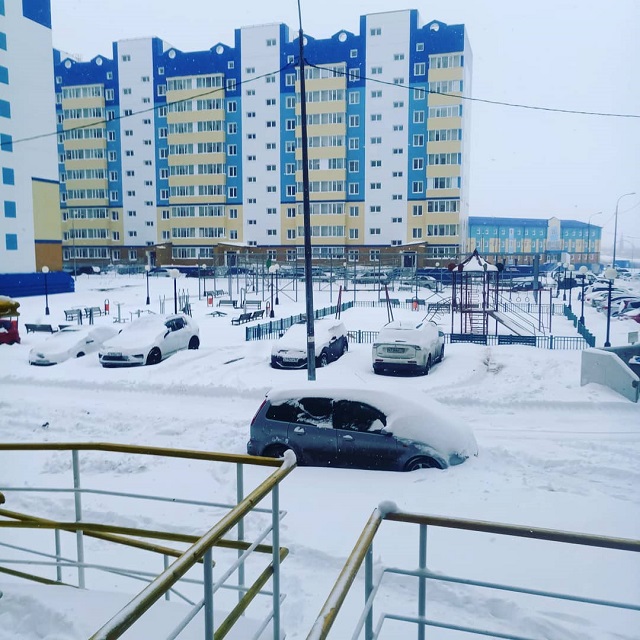 Зима близко. На пороге лета в Салехарде начался снегопад