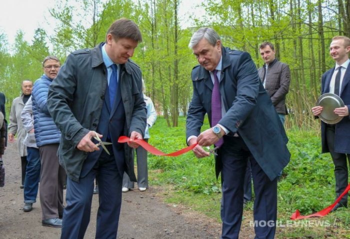 В белорусском Могилёве торжественно установили перила