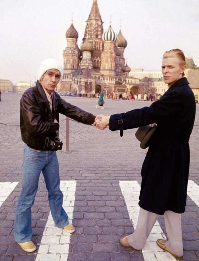 Фотографии знаменитостей, которые перепрыгнули "железный занавес" и побывали в СССР