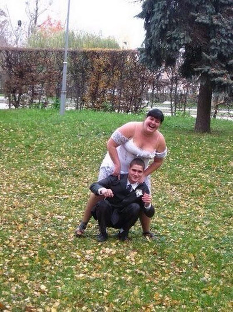 Внимание, вопрос: что не так с женихом?